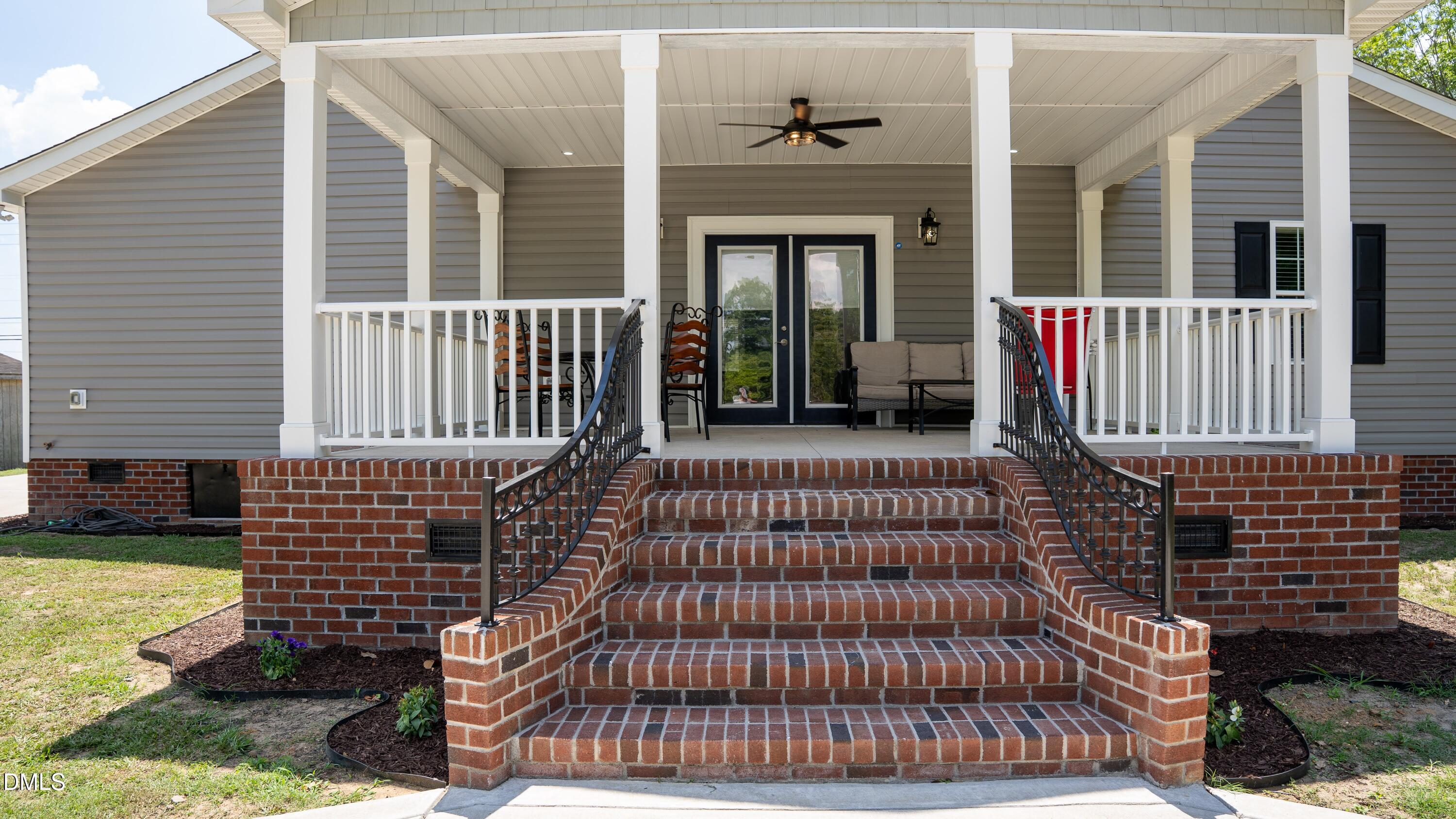 730 NW Boulevard Clinton, NC 28328 - Photo 13 of 68 Custom Black Rod Iron Railings!