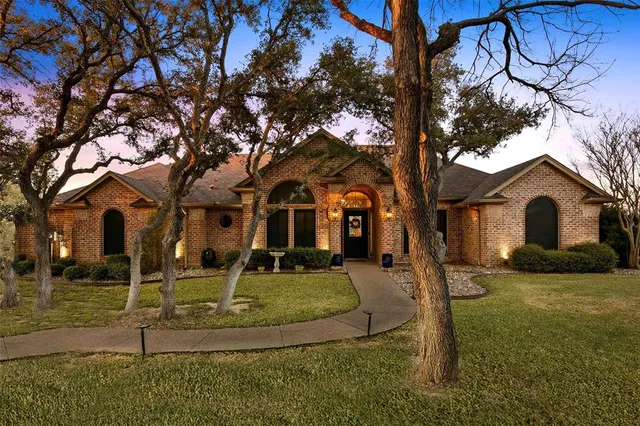 $550,000 | 106 Manor Court North, Willow Park, TX 76087