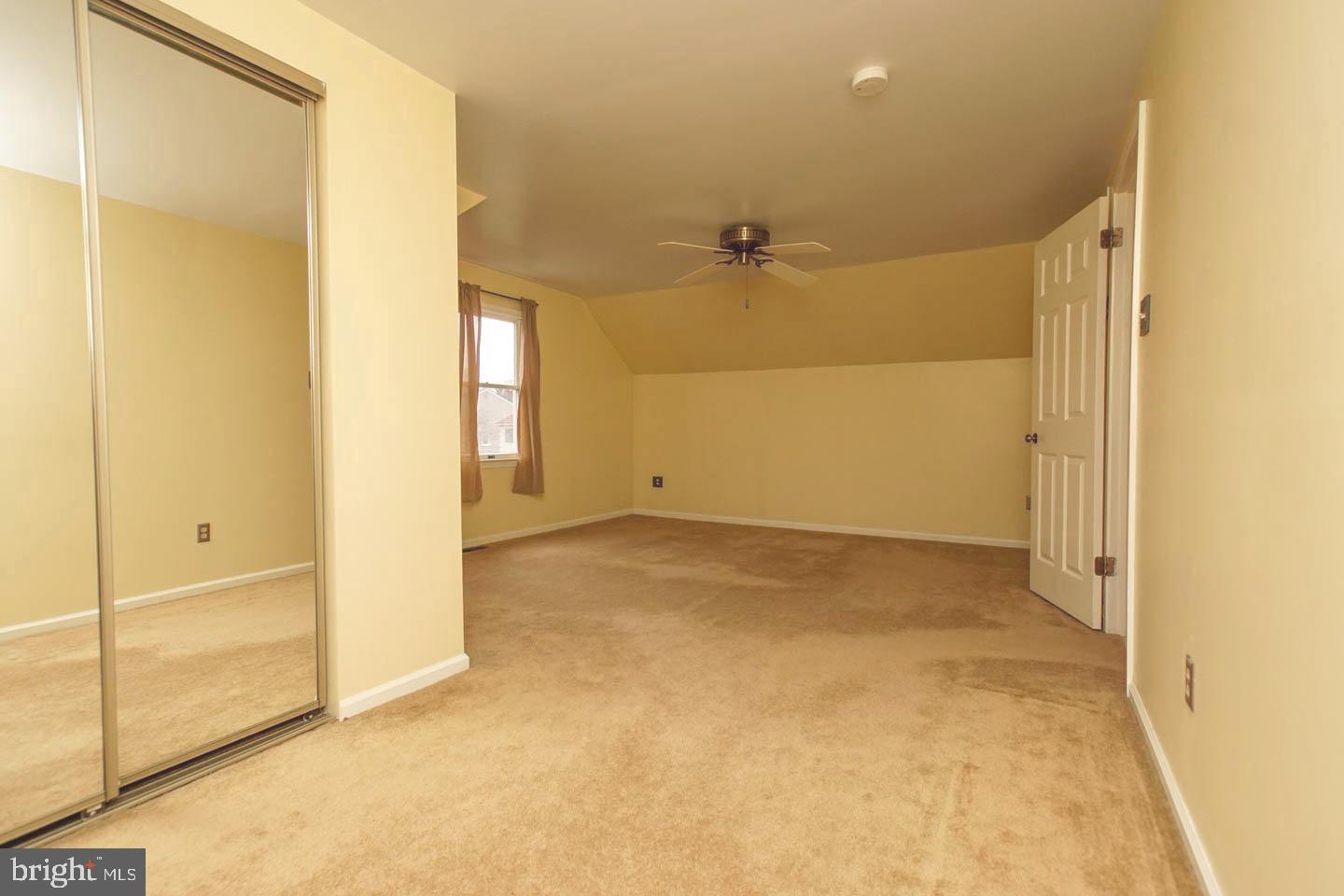 828 Cliff Road Bensalem, PA 19020 - Photo 30 of 33 Gallery Image 30