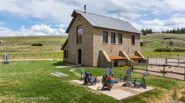 $2,950,000 | 13 Spirit Winds Way, Bondurant, WY 82922