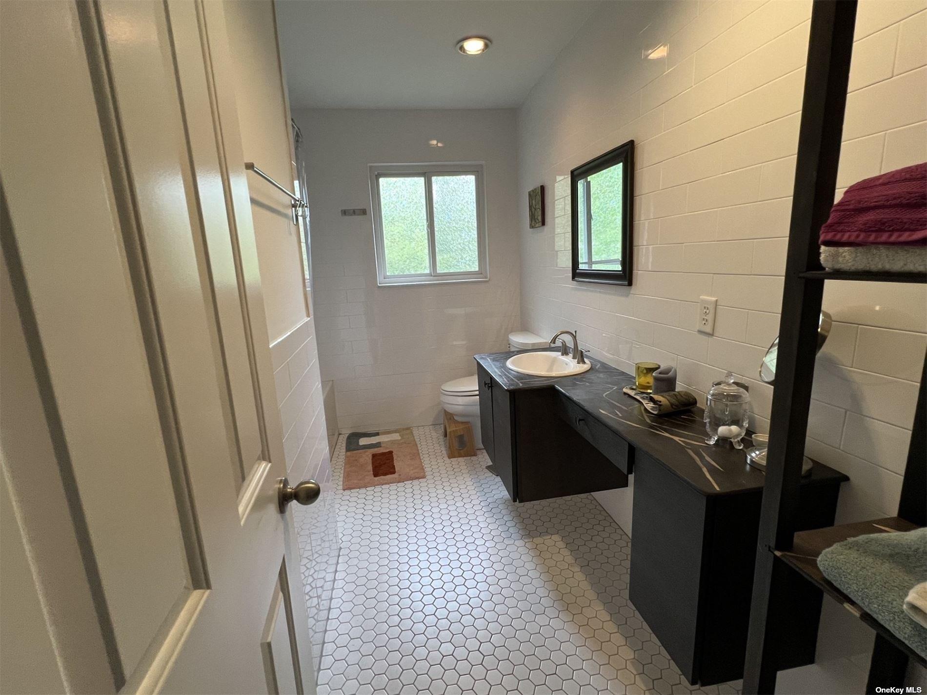 400 Hill Road Southold, NY 11971 - Photo 18 of 27