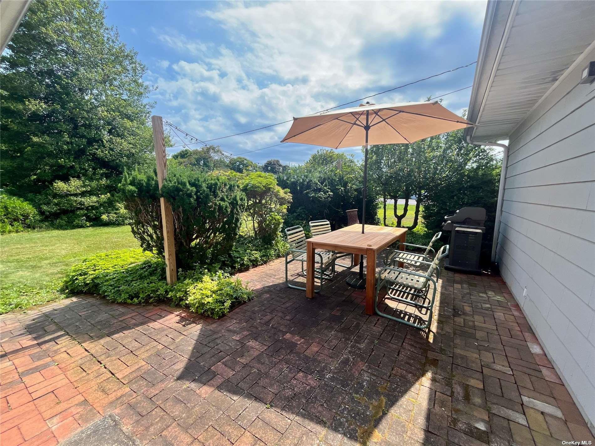 400 Hill Road Southold, NY 11971 - Photo 4 of 27