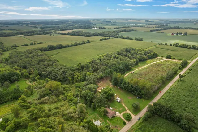 $375,000 | 72 Franklin Road, Stoughton, WI 53589