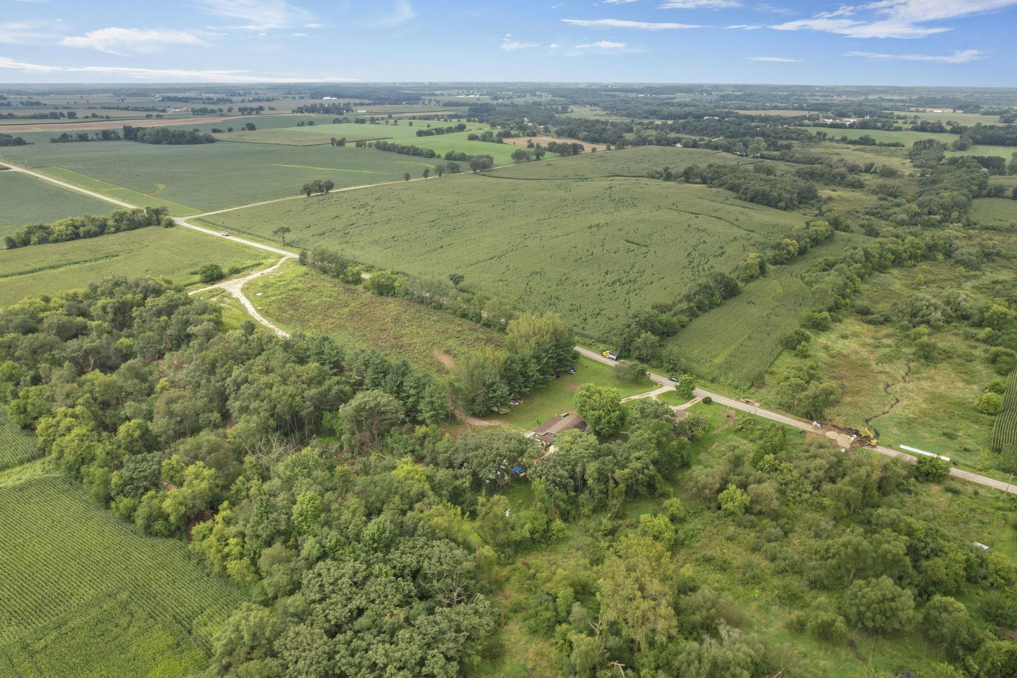 72 Franklin Road Stoughton, WI 53589 - Photo 4 of 9