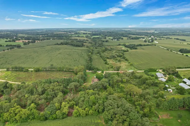 $375,000 | 72 Franklin Road, Stoughton, WI 53589