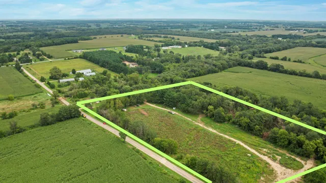 $375,000 | 72 Franklin Road, Stoughton, WI 53589