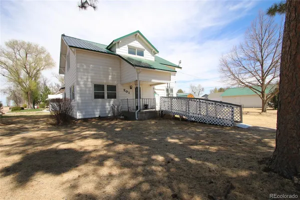 $225,000 | 201 East 4th Avenue, Otis, CO 80743