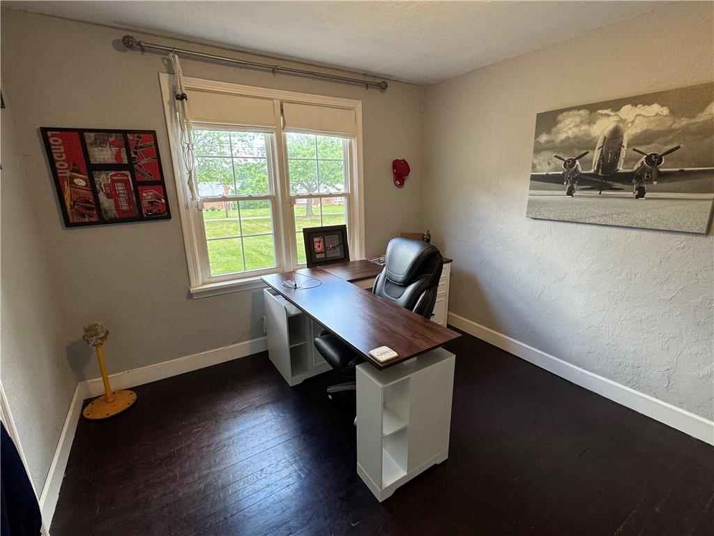 860 East McMurray Road Venetia, PA 15367 - Photo 23 of 37