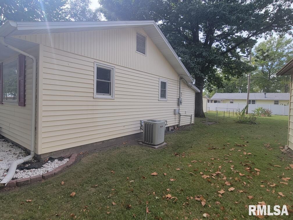 3321 Rita Avenue Springfield, IL 62703 - Photo 25 of 29