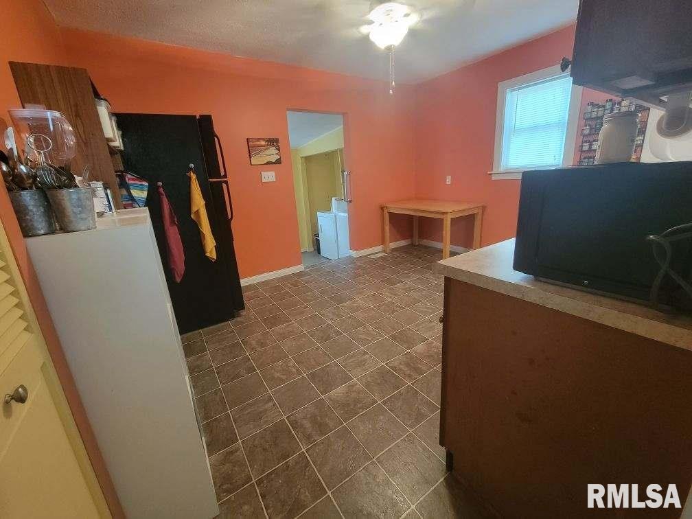 3321 Rita Avenue Springfield, IL 62703 - Photo 5 of 29