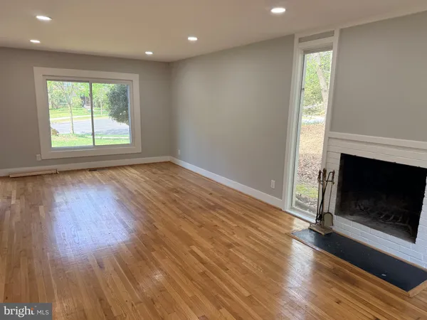 $845,000 | 3 Don Mills Court, Rockville, MD 20850