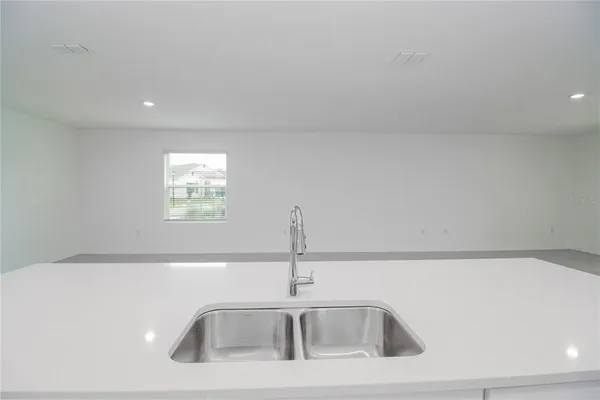 $2,700 | 2454 Slippery Rock Street, Auburndale, FL 33823