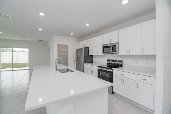 $2,700 | 2454 Slippery Rock Street, Auburndale, FL 33823