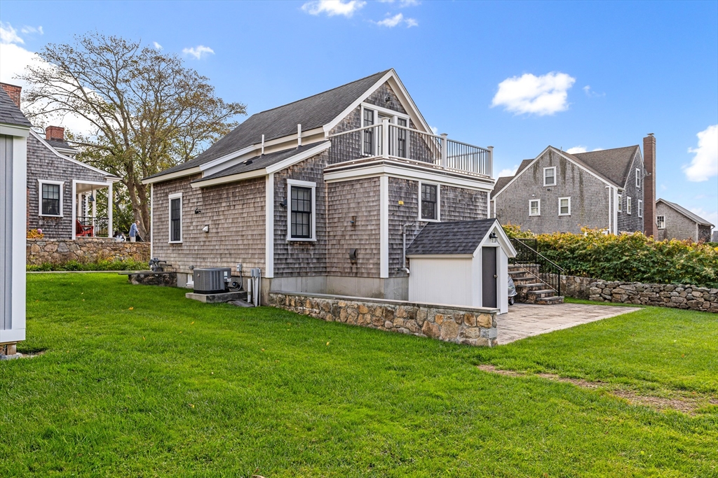 1815 Main Road Westport Point, MA 02791 - Photo 3 of 37