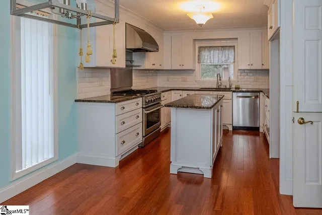 $482,000 | 136 Shannon Lake Circle, Greenville, SC 29615