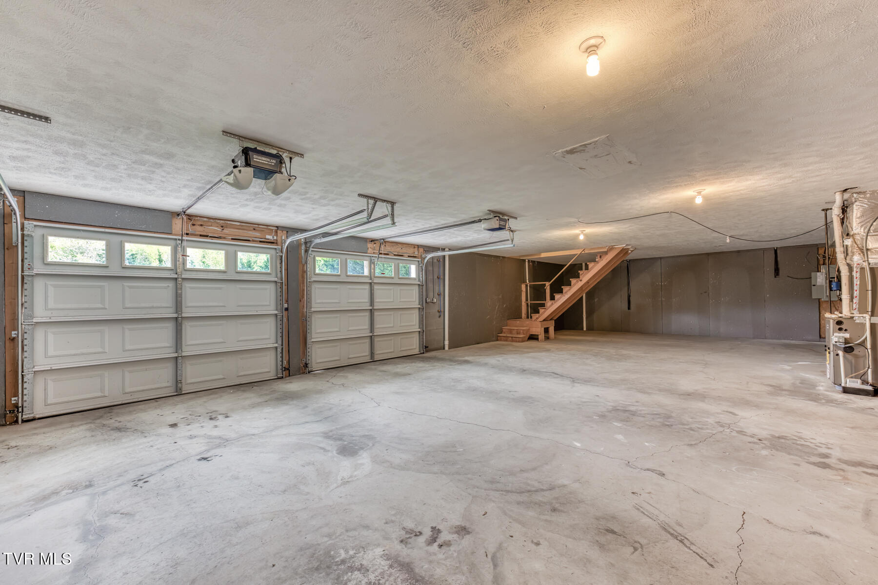 153 Hunters Run Lane Mount Carmel, TN 37645 - Photo 25 of 36 153 Hunters Run Ln-25