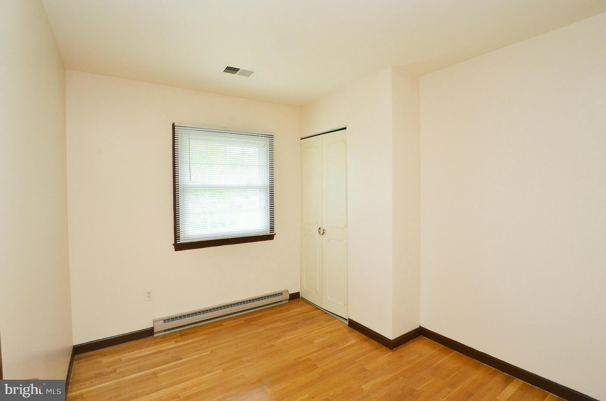 1001 South Hoga Road Sterling, VA 20164 - Photo 10 of 20 Bedroom