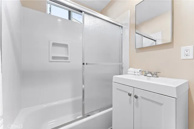 $1,275,000 | 16582 Lucia Lane, Huntington Beach, CA 92647