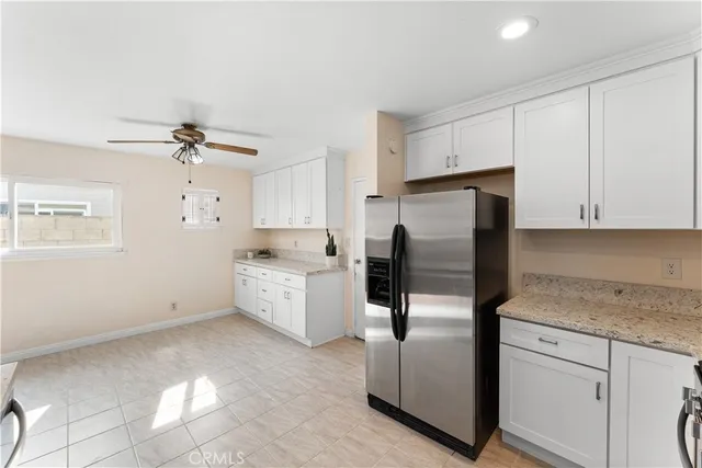 $1,275,000 | 16582 Lucia Lane, Huntington Beach, CA 92647