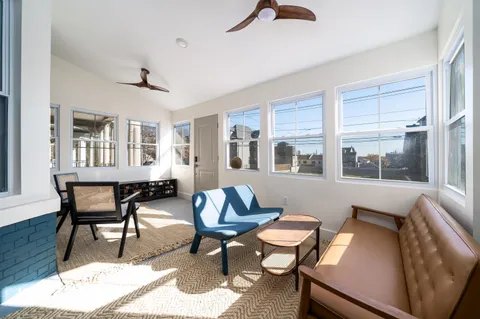 $3,400 | 335 Arlington Avenue, Unit 2, Jersey City, NJ 07304