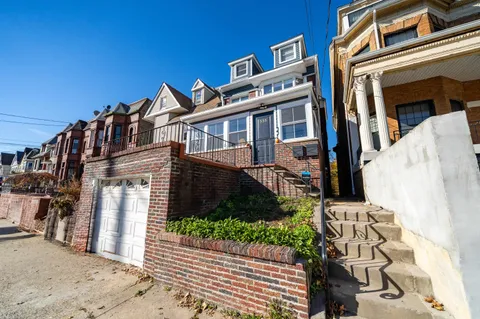 $3,400 | 335 Arlington Avenue, Unit 2, Jersey City, NJ 07304