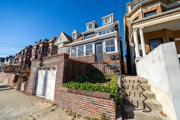 $3,400 | 335 Arlington Avenue, Unit 2, Jersey City, NJ 07304