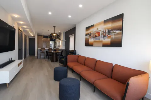 $3,400 | 335 Arlington Avenue, Unit 2, Jersey City, NJ 07304