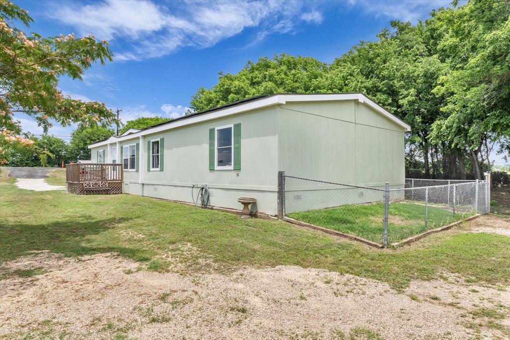 3615 Spring Valley Road Lorena, TX 76655 - Photo 29 of 33