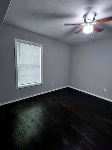 $1,400 | 1333 Meadowbrook Drive, Garland, TX 75040