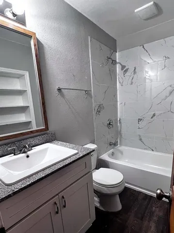 $1,400 | 1333 Meadowbrook Drive, Garland, TX 75040