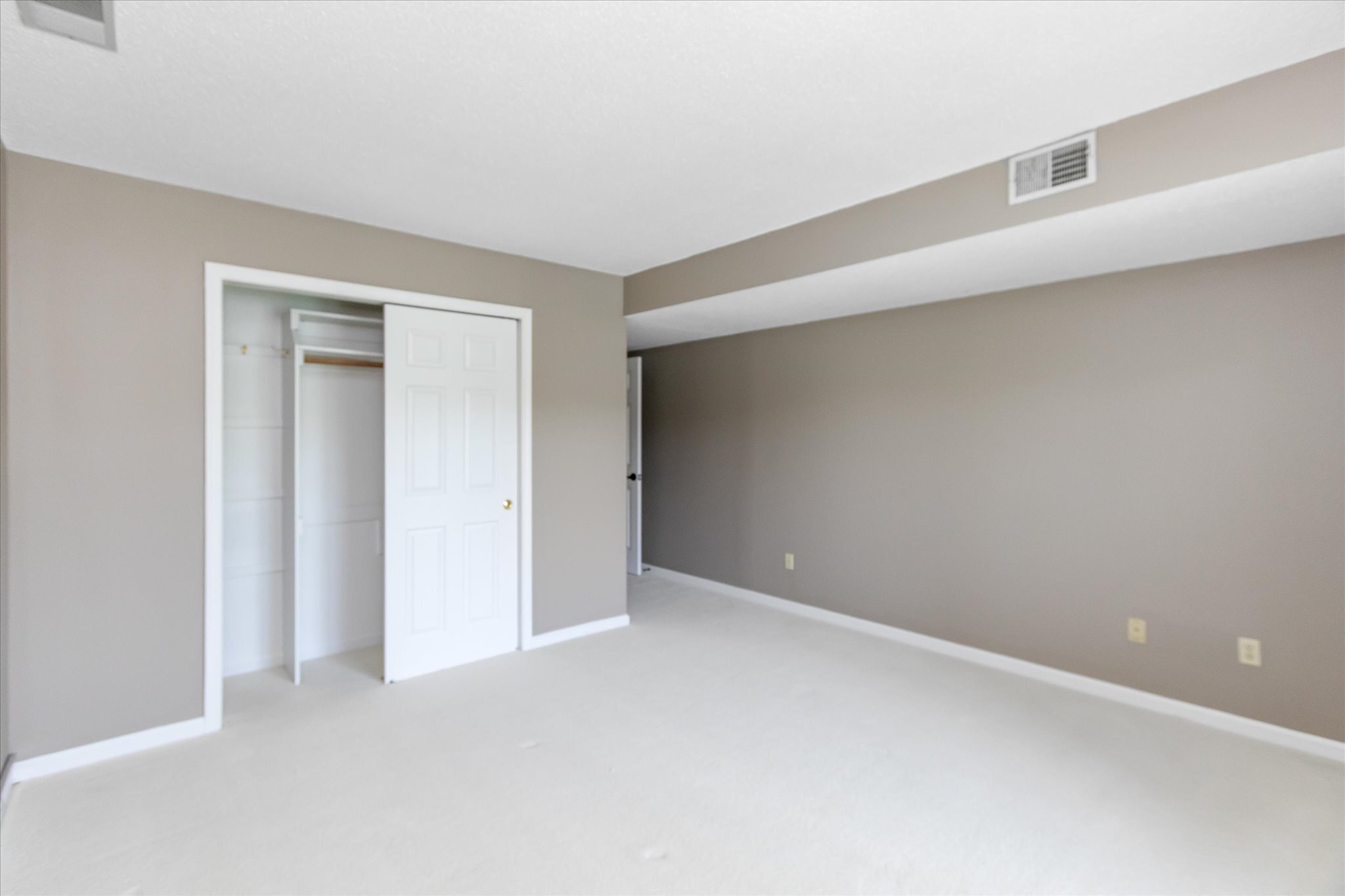 8455 Sand Point Way Indianapolis, IN 46240 - Photo 17 of 25