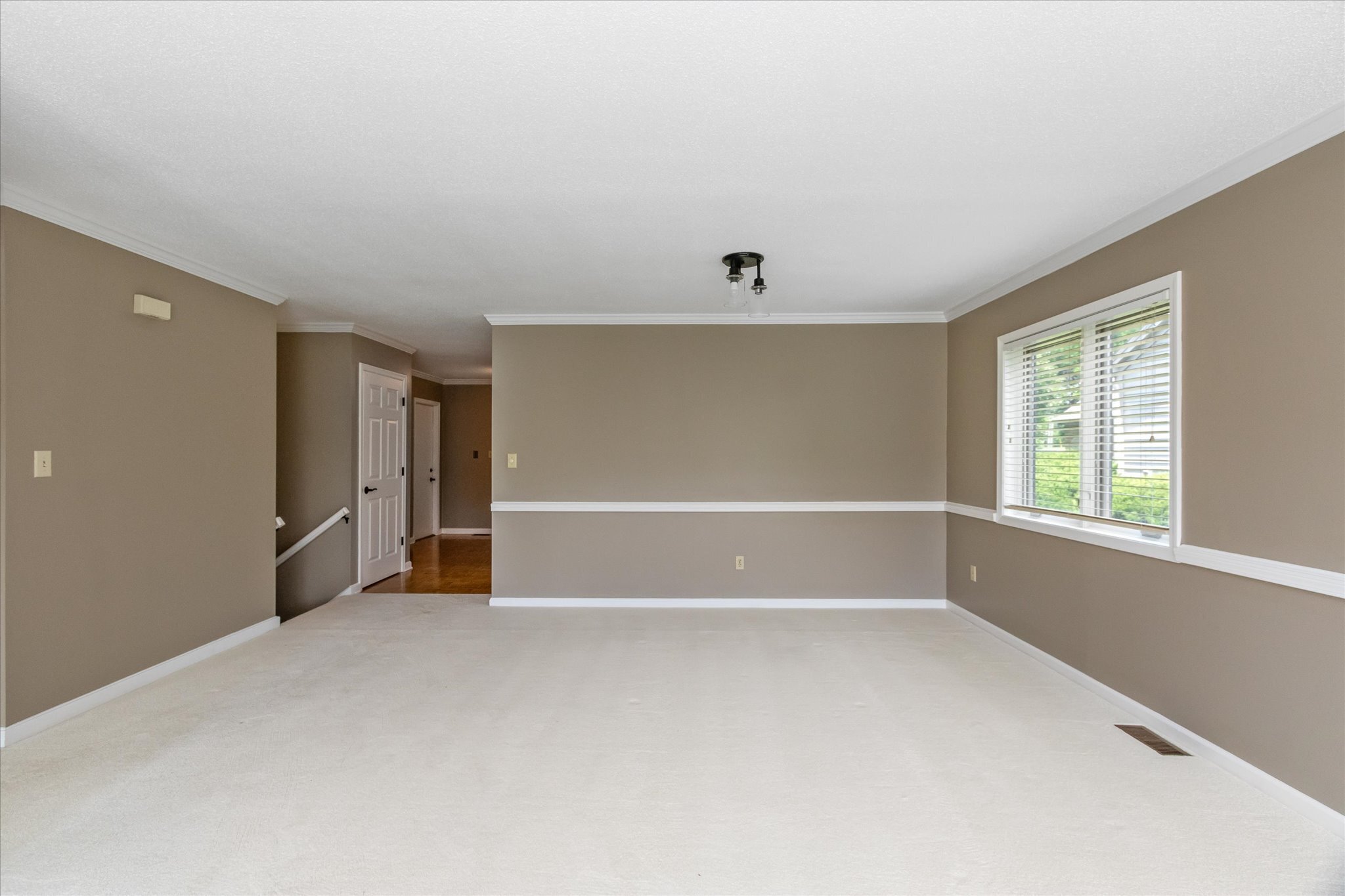 8455 Sand Point Way Indianapolis, IN 46240 - Photo 5 of 25