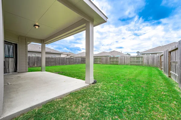$2,100 | 7706 Joshua Stone Street, Houston, TX 77016