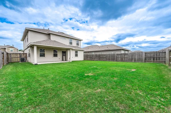 $2,100 | 7706 Joshua Stone Street, Houston, TX 77016