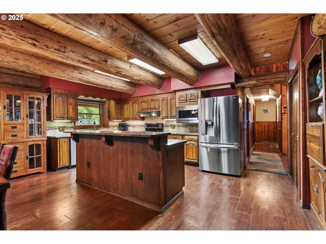 $800,000 | 67138 Hunter Road, Summerville, OR 97876