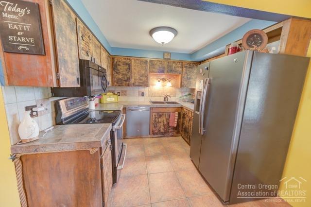 7334 Edwards Road Prineville, OR 97754 - Photo 3 of 25 Additional Photo