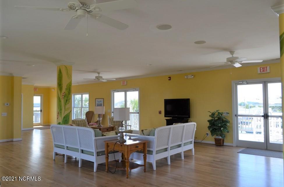 156 Radio Island Road, Unit 334 Beaufort, NC 28516 - Photo 21 of 26 Radio Island Marina Club (36)