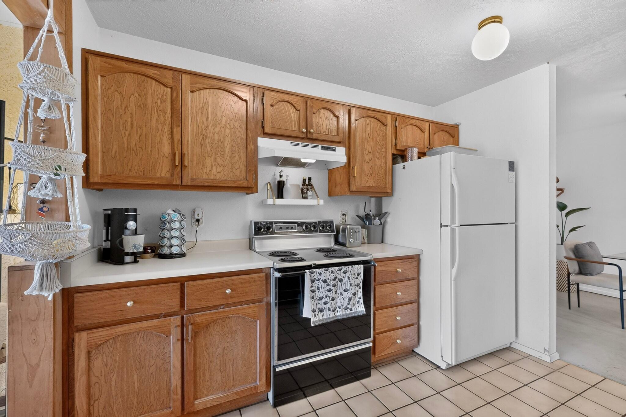 8400 Parrot Run Road Northeast Albuquerque, NM 87109 - Photo 13 of 29 Gallery Image 13
