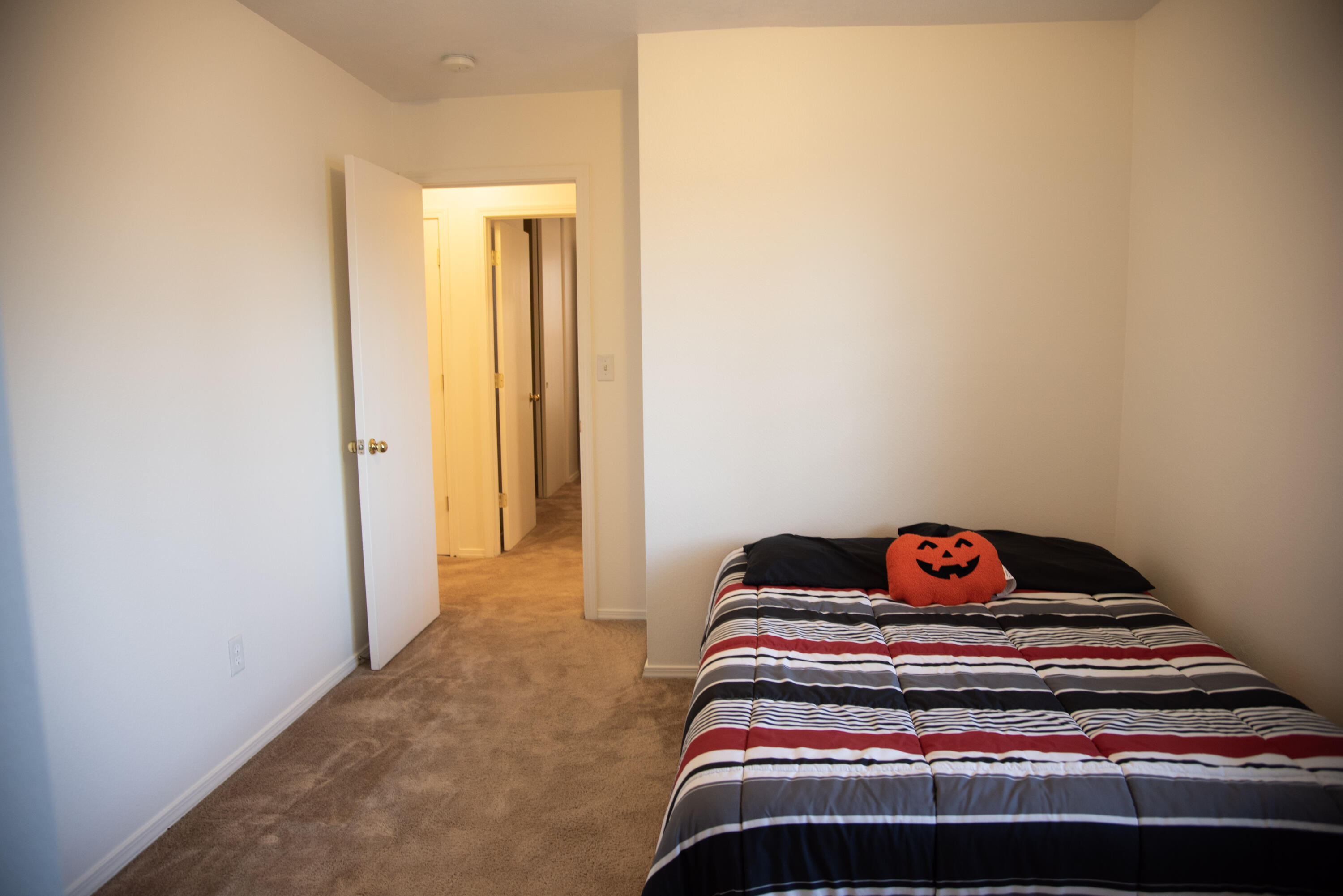 7619 Greywolf Road Southwest Albuquerque, NM 87121 - Photo 14 of 18 Gallery Image 14