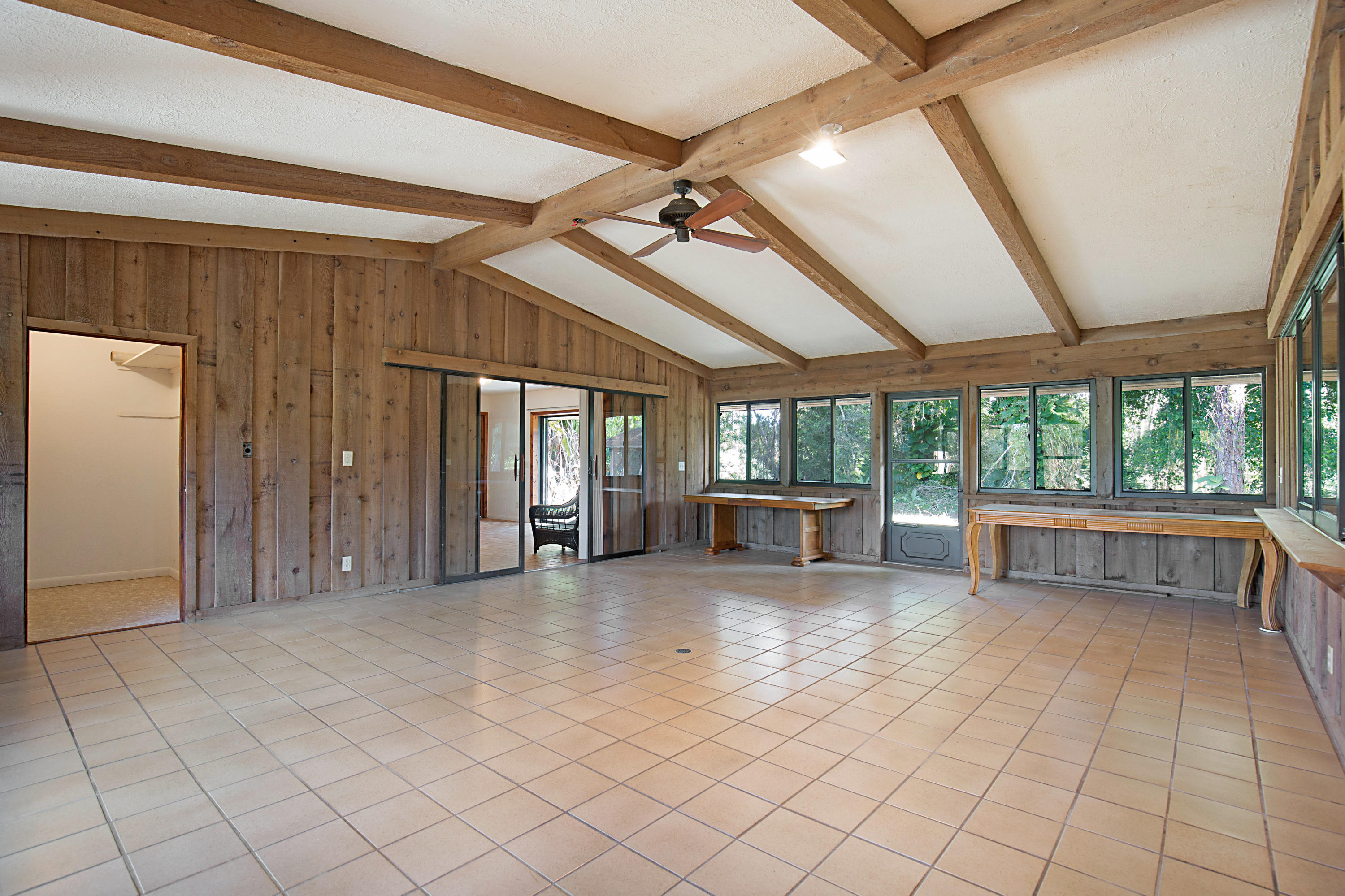 2340 A Road Loxahatchee Groves, FL 33470 - Photo 9 of 20 FLORIDA/PARTY ROOM