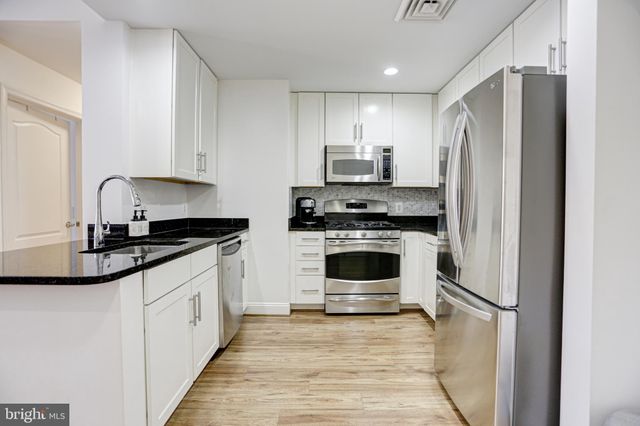 $620,000 | 525 North Fayette Street, Unit 518, Alexandria, VA 22314