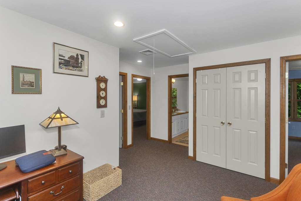 44 Westhampton Road Northampton, MA 01062 - Photo 29 of 42
