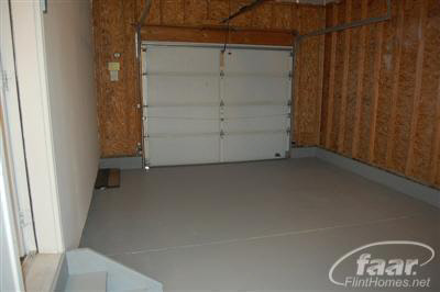 7392 North Nichols Road Flushing, MI 48433 - Photo 14 of 18 20192319-13.JPG