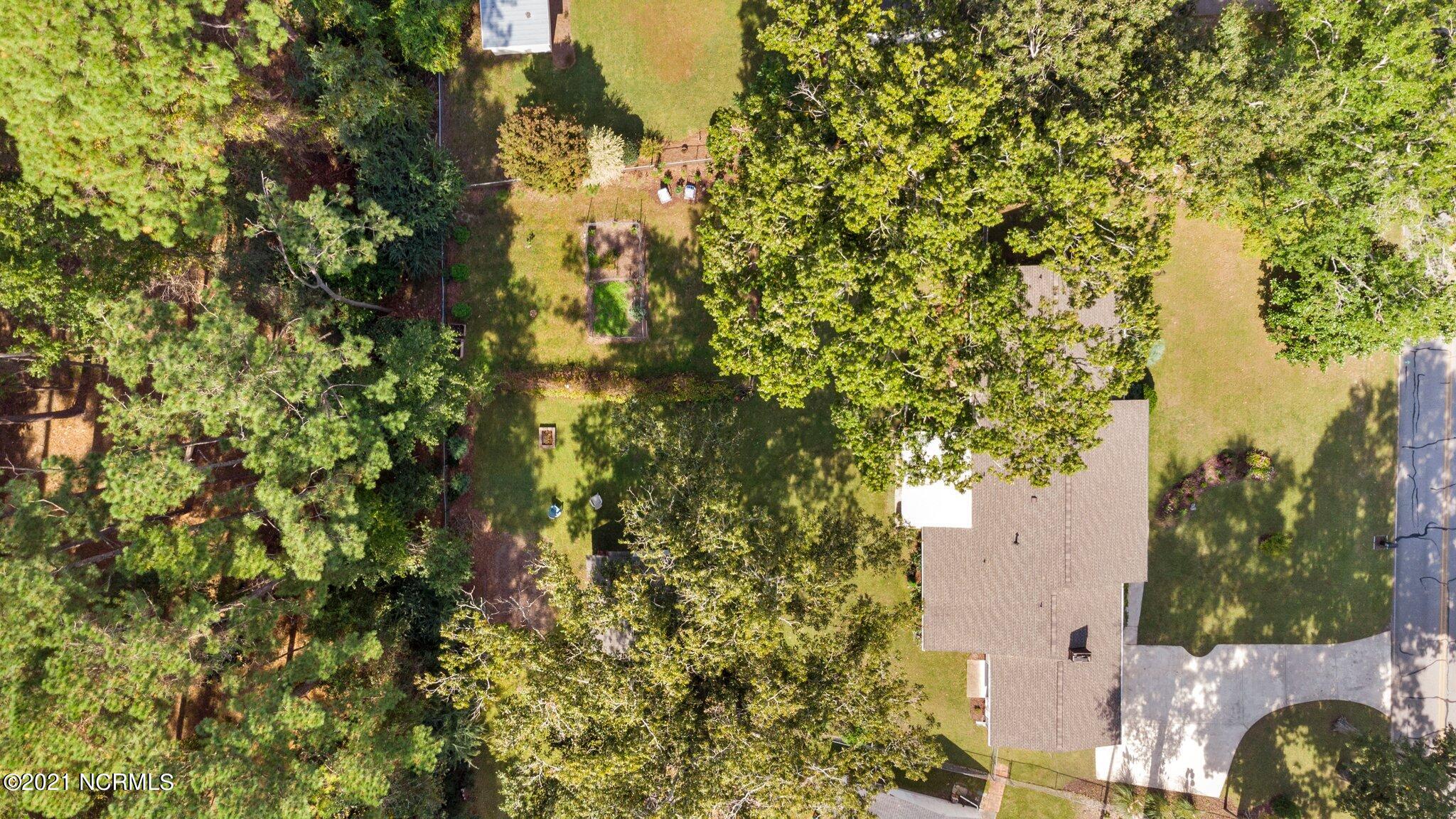 503 River Road Trent Woods, NC 28562 - Photo 42 of 45 Roof Overhead