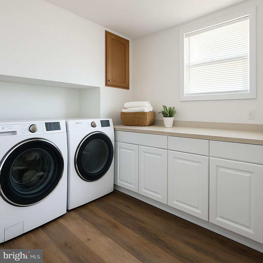 209 Warfield Road Newark, DE 19713 - Photo 17 of 18 a utility room with sink dryer and washer