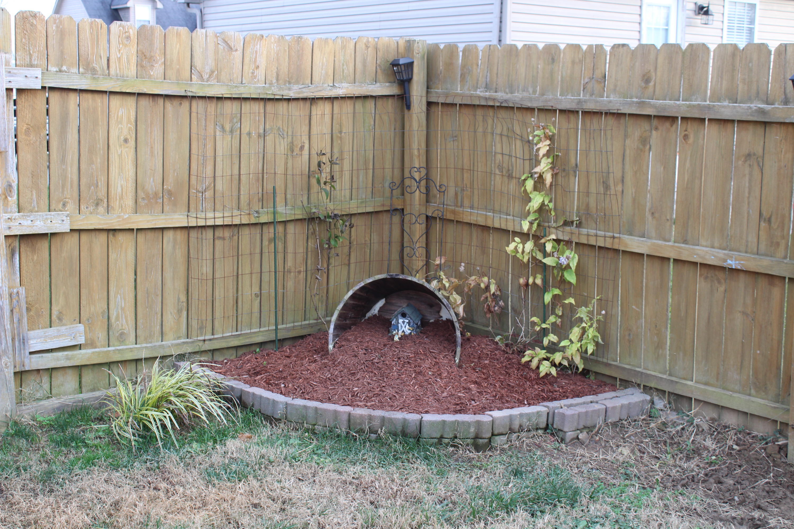 243 Madison Rae Boulevard Shepherdsville, KY 40165 - Photo 57 of 67 Back Landscaping