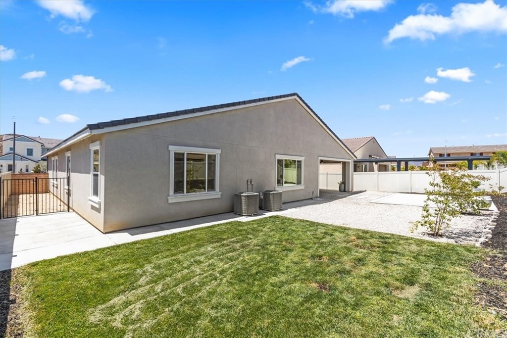 24472 Plainsman Circle Menifee, CA 92584 - Photo 29 of 35