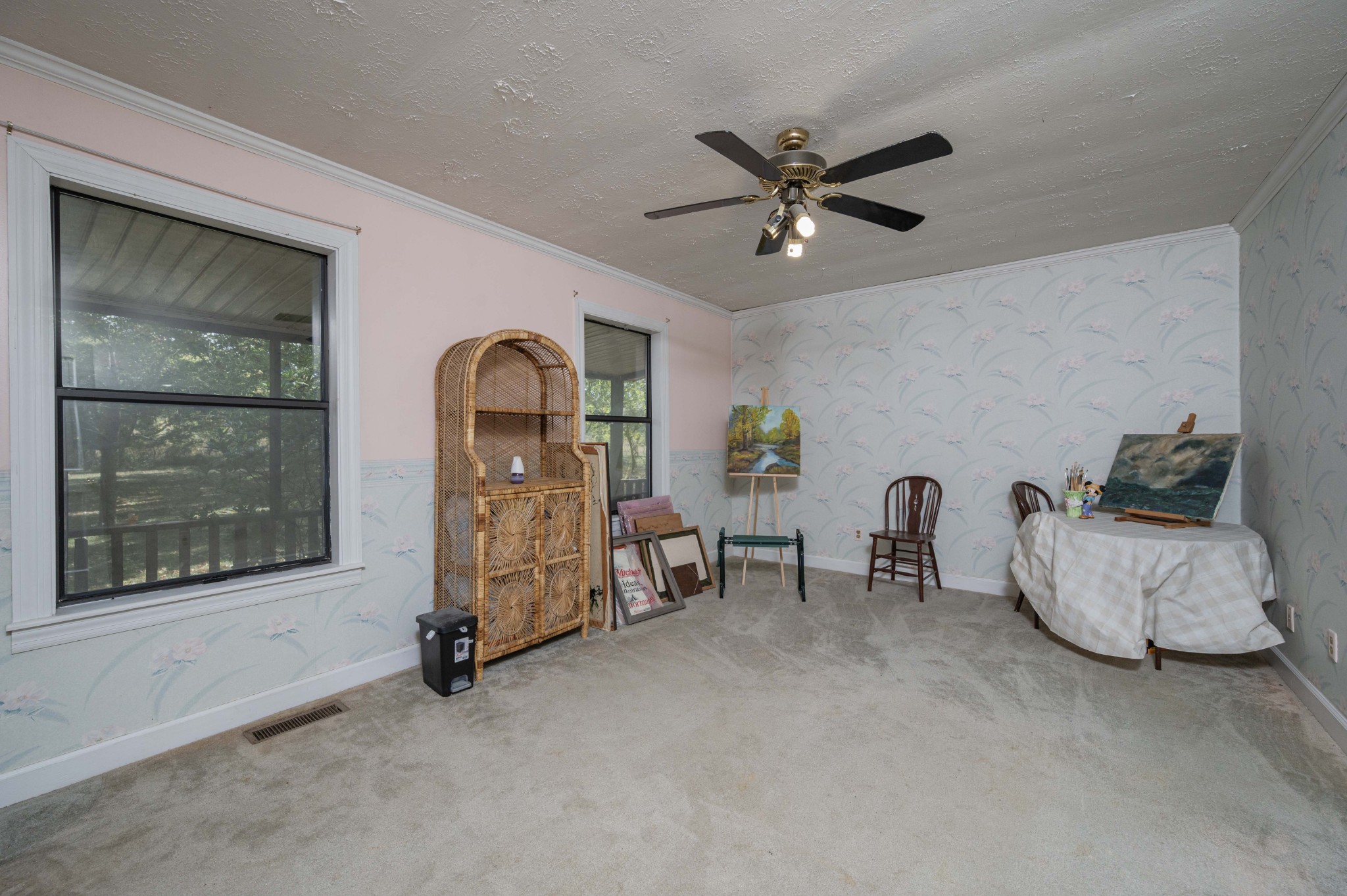 145 Crenshaw Road Bethpage, TN 37022 - Photo 15 of 44 a living room with furniture and a window