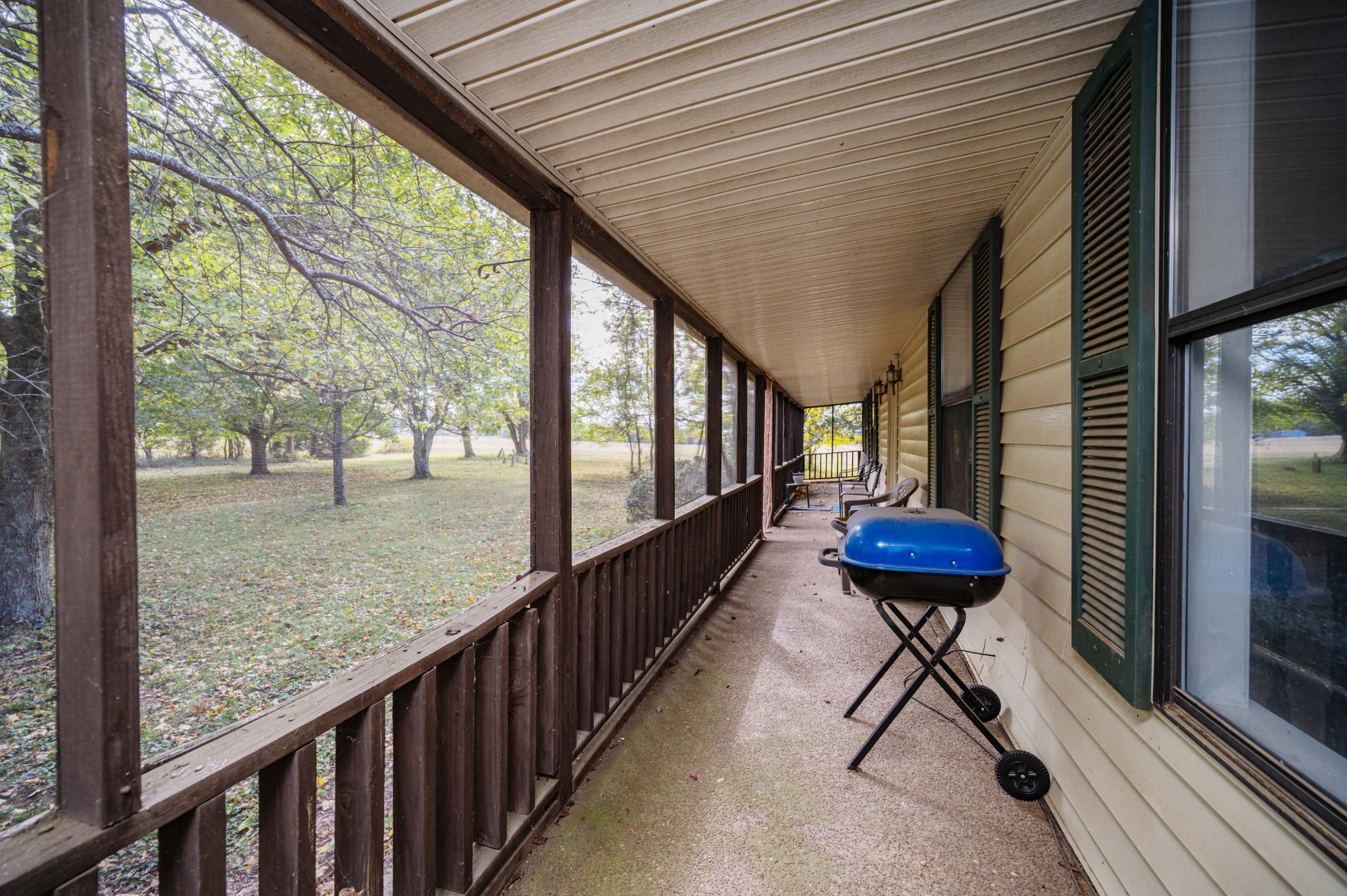 145 Crenshaw Road Bethpage, TN 37022 - Photo 3 of 44 a view of city from the balcony