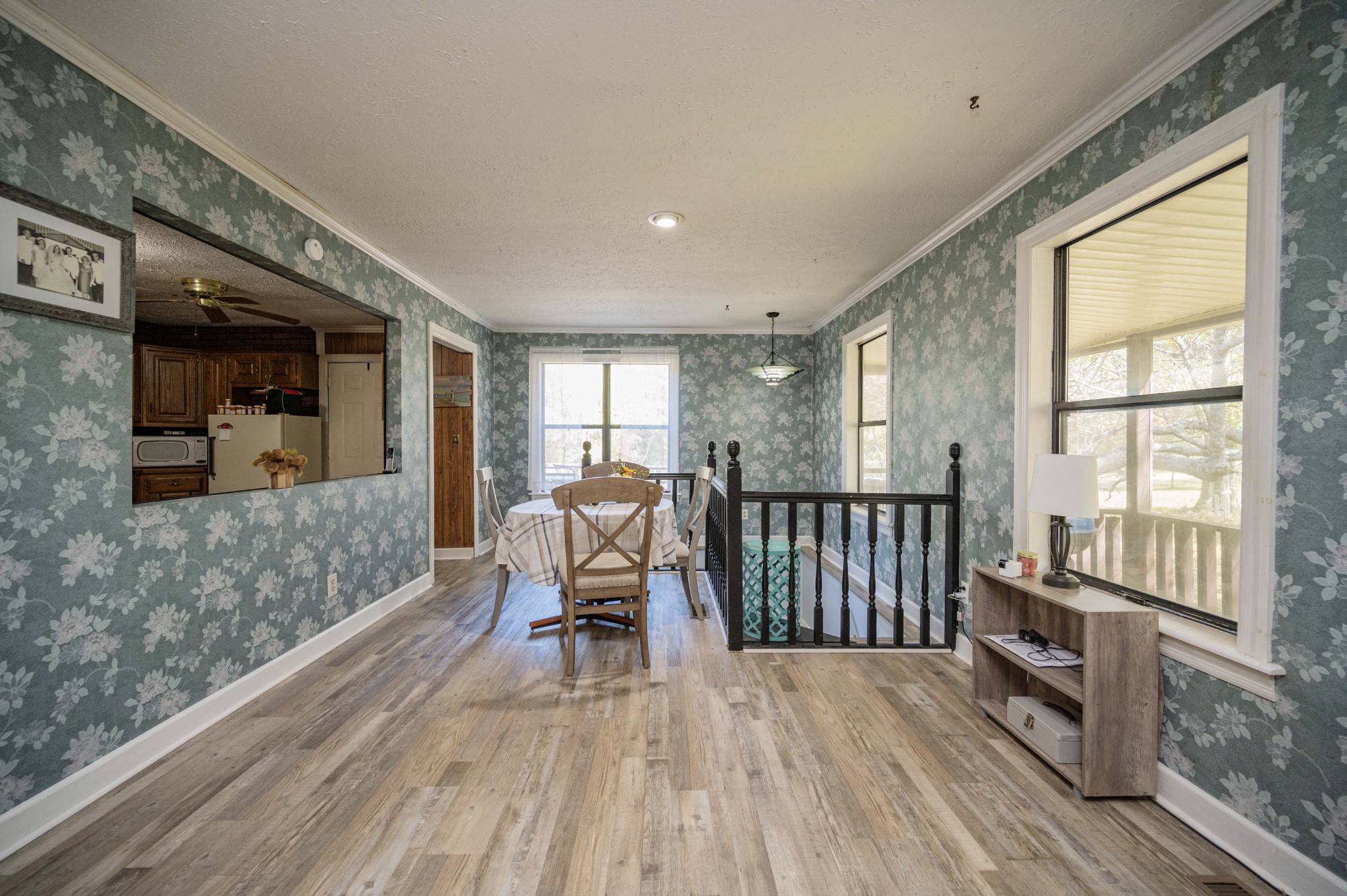 145 Crenshaw Road Bethpage, TN 37022 - Photo 5 of 44 a hallway with wooden floor and furniture